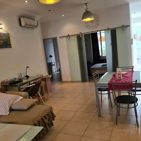 Apartment Amazing 1 Min Beach Walkin Festival Palace 5 Min